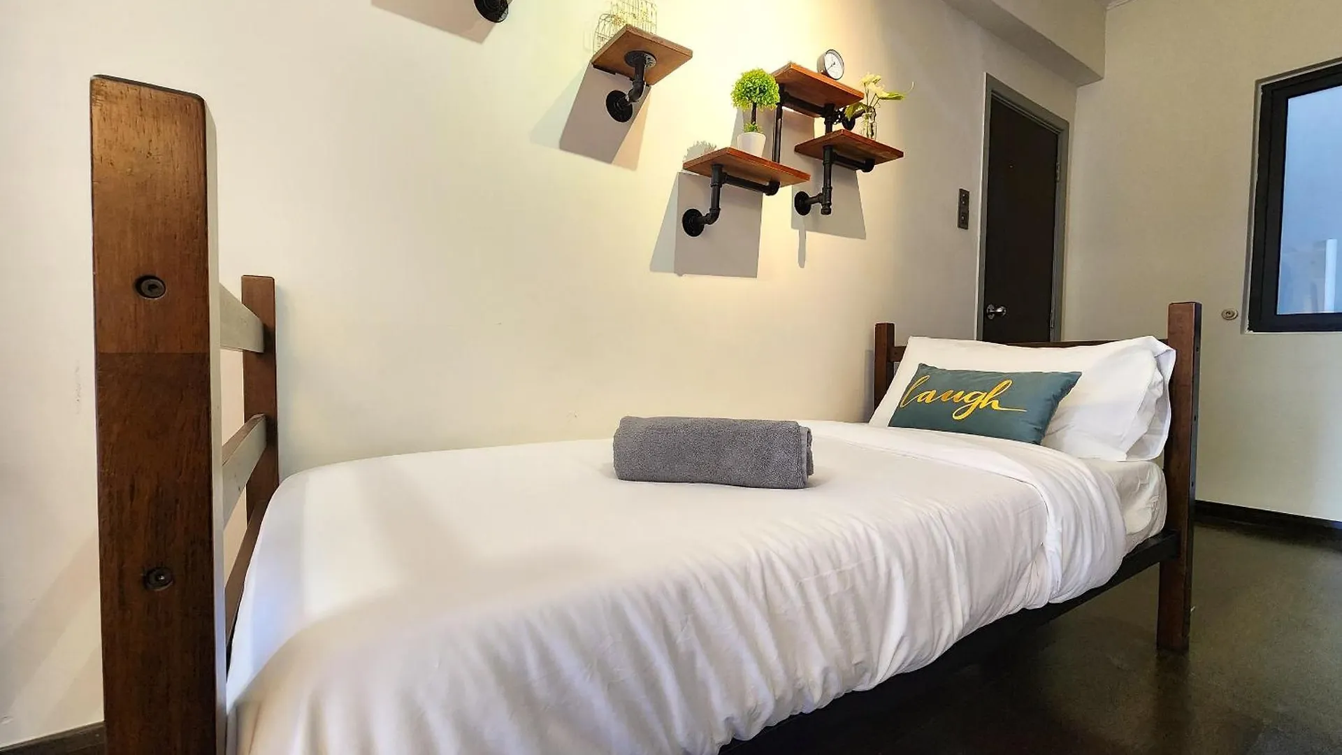 Loft Suite Central City 2Br Jb Ciq 7Pax Johor Bahru Apartment