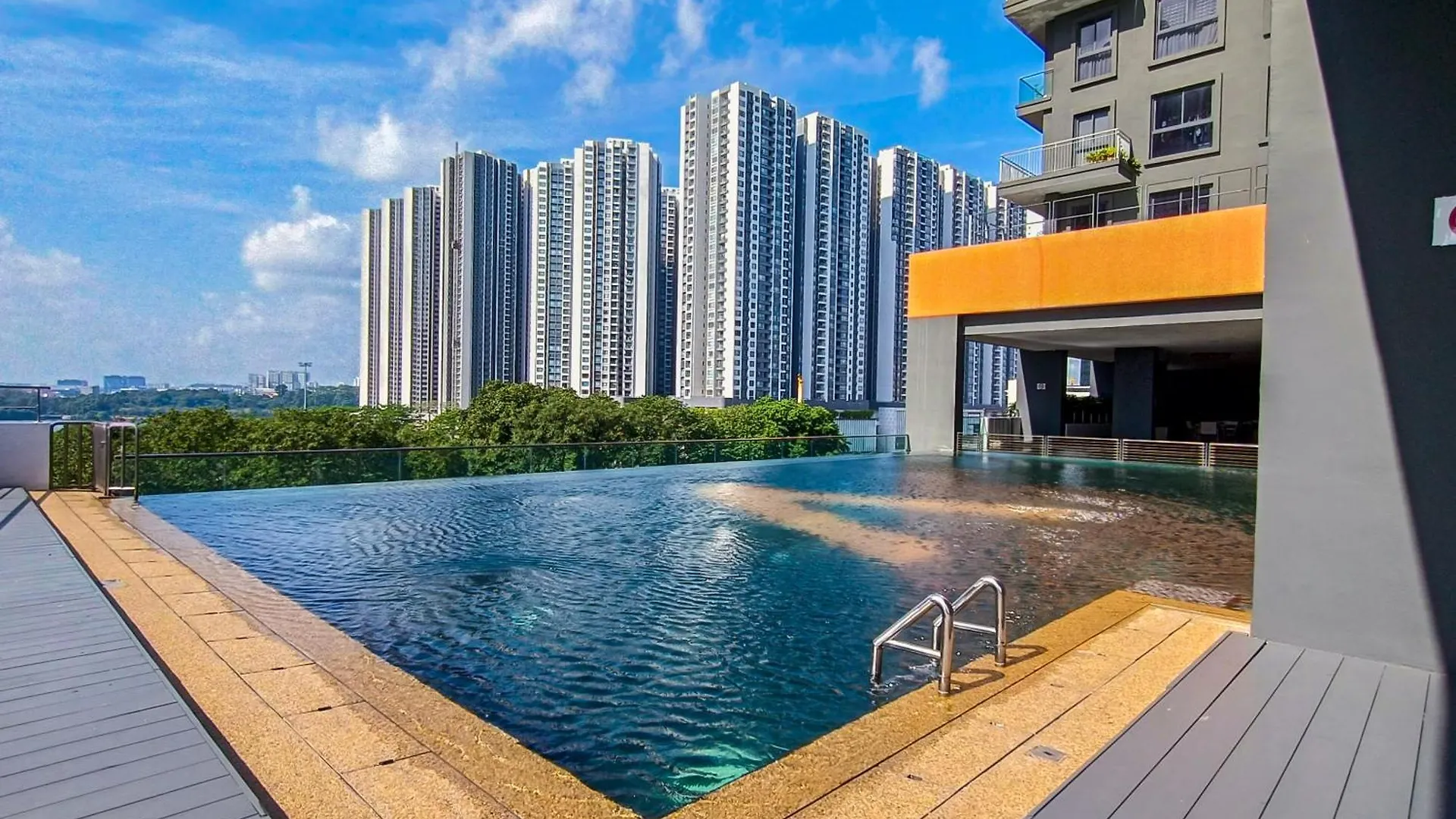 Loft Suite Central City 2Br Jb Ciq 7Pax Johor Bahru